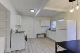 Charming Cooper-Young Flat in the Heart of Memphis - Image 5