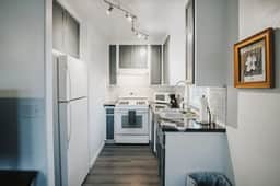 Gorgeous Upstairs Studio with Patio and Laundry - Image 4