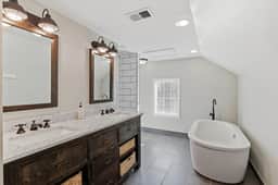 The Given House | Modern Midtown Stay - Image 5
