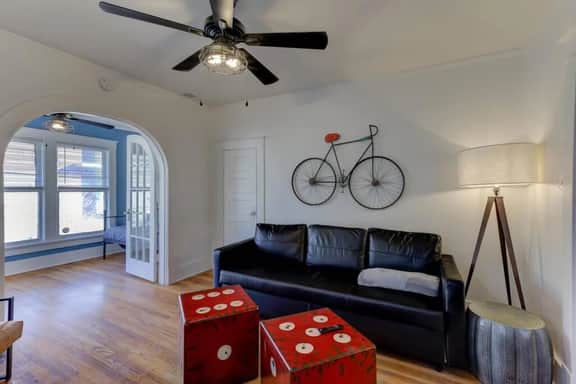 Charming Cooper-Young Flat in the Heart of Memphis - Image 3