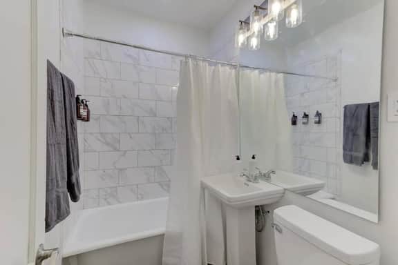 Cooper Young Charm: Newly Remodeled Retreat - Image 5