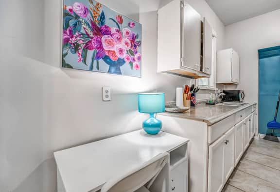 Cozy Central Hideaway in Midtown Memphis - Image 3