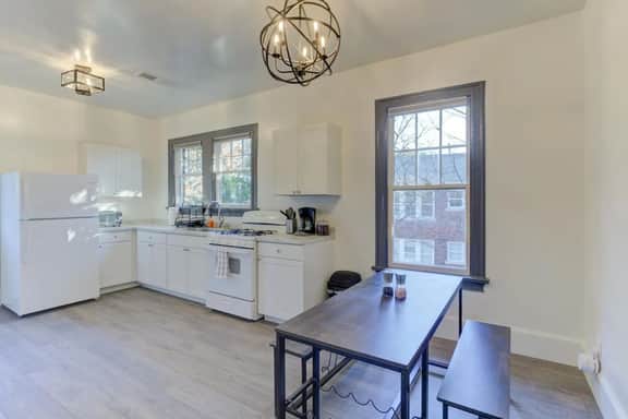 Historic Posh Upstairs Flat | Overton park - Image 4