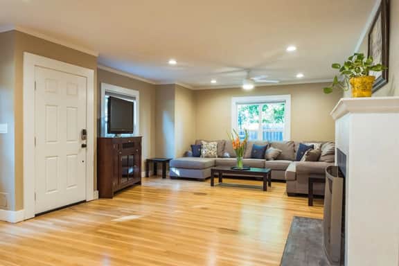 Lovely House near Downtown, Home away from Home! - Image 2