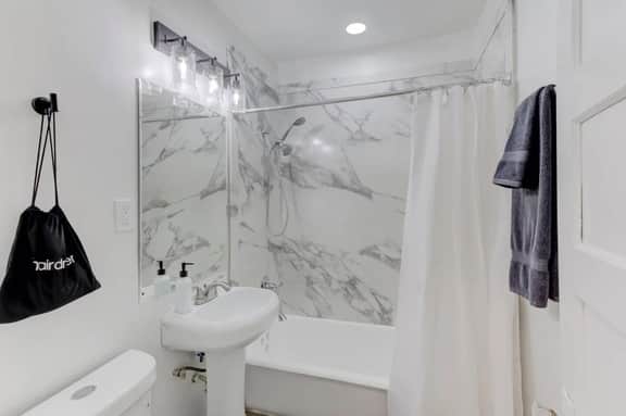 Modern Gem in Cooper-Young: Remodeled Haven - Image 3