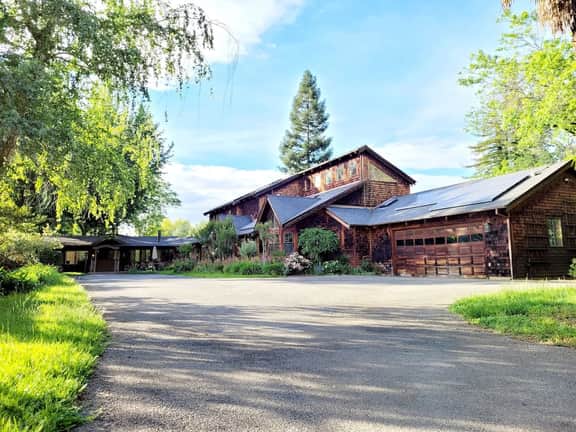 Parkside Place | Amazing Location | One Of A Kind - Image 4