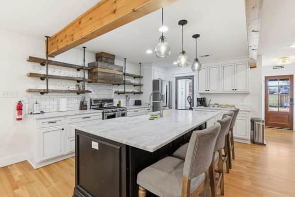 The Given House | Modern Midtown Stay - Image 4