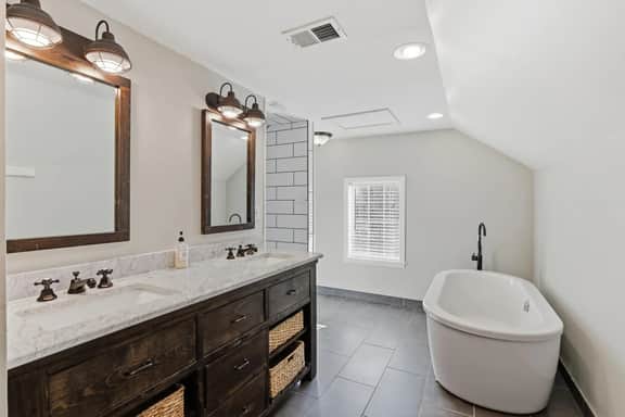 The Given House | Modern Midtown Stay - Image 5