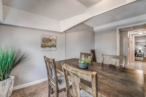 The Willett Loft | Spacious 2BR Escape in Memphis - Image 4